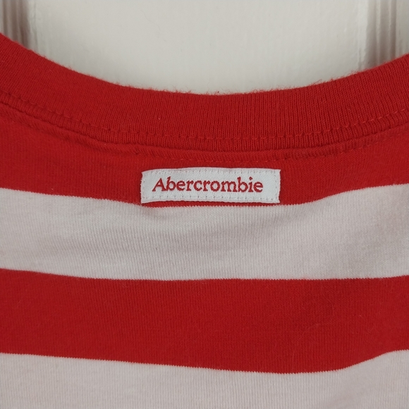 Abercrombie and Fitch Women's Medium Red and White Striped Sleeveless Tank Top - Picture 5 of 7